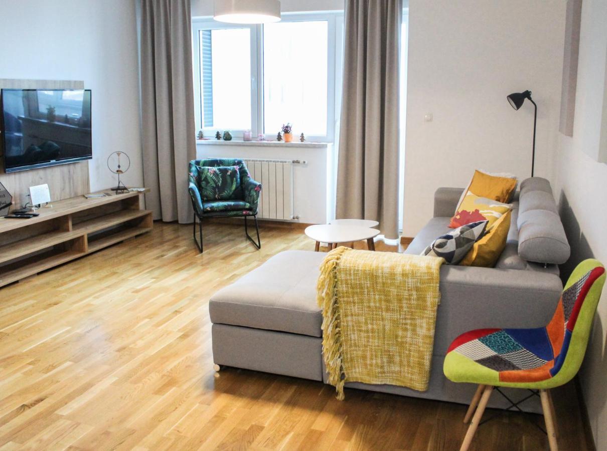 Bright, Modern & Cozy Apartment 图兹拉 外观 照片