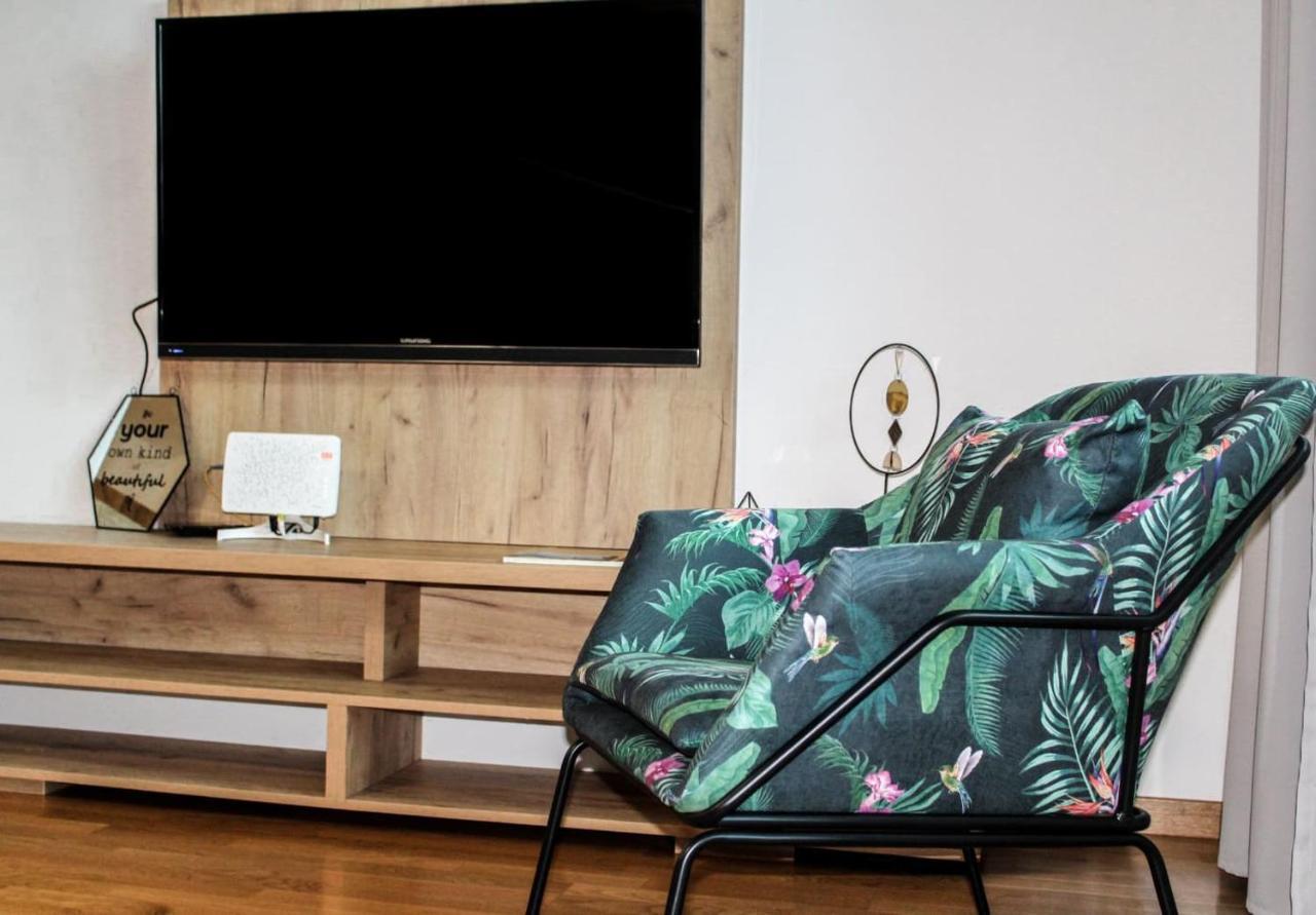 Bright, Modern & Cozy Apartment 图兹拉 外观 照片